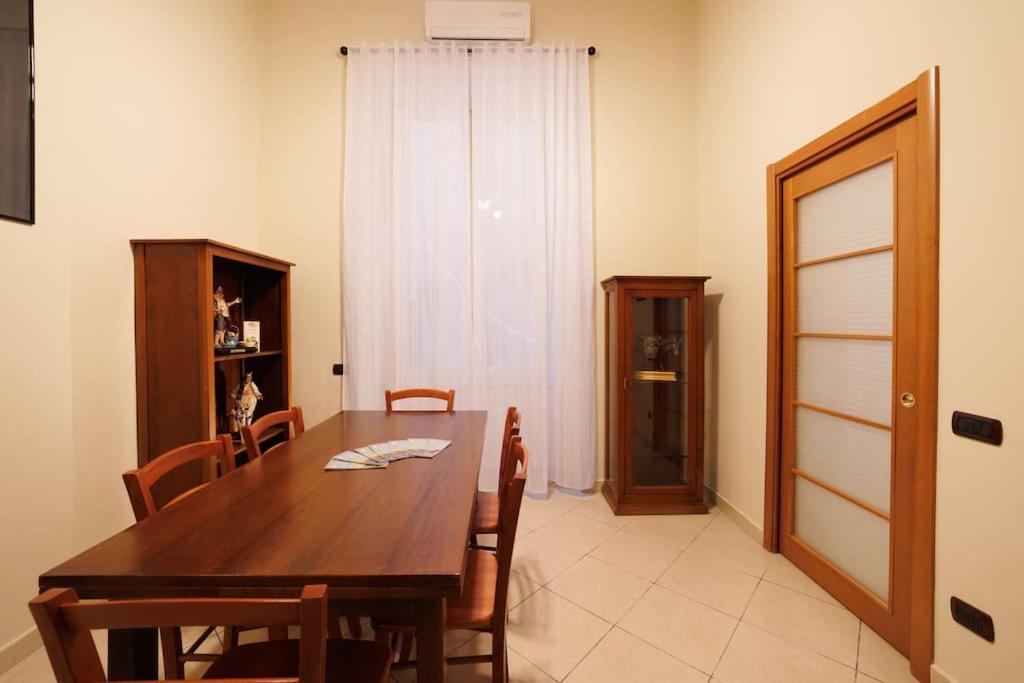 The San Gregorio Armeno Apartment By Houseinnaples Exterior photo